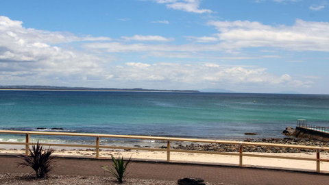 Hibiscus Court 3 - Forster Main Beach! - Holiday Byron Bay 3