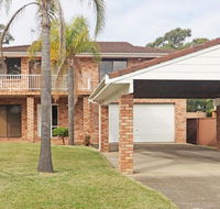 Hill Top Water and Bush Views - Holiday Byron Bay