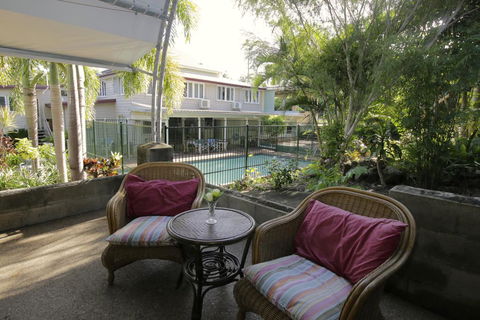 Hillcrest Guest House - Holiday Byron Bay 0
