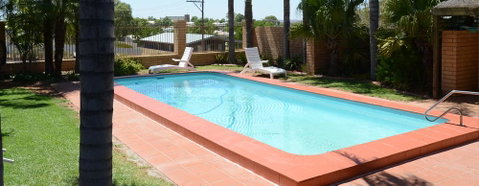 Hilltop Motel - Holiday Byron Bay 2