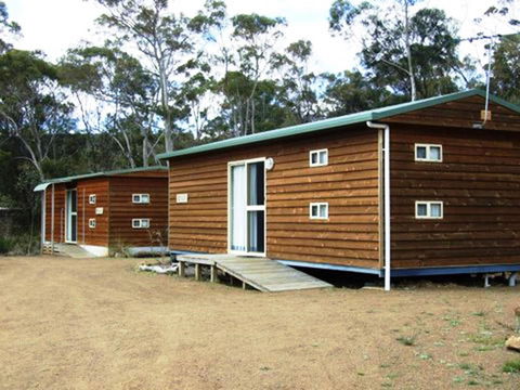 Hobart Bush Cabins - Holiday Byron Bay 3