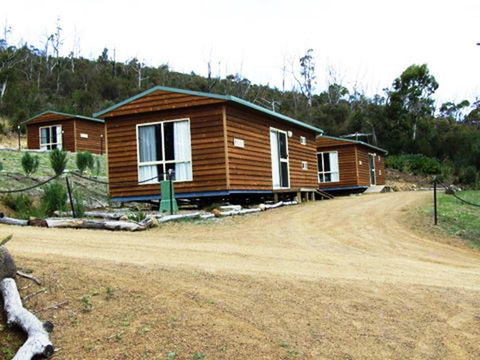 Hobart Bush Cabins - Holiday Byron Bay 2