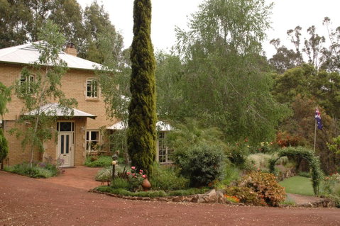 Holberry House - Holiday Byron Bay 1