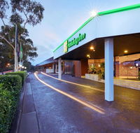 Holiday Inn Warwick Farm - Holiday Byron Bay