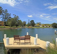 Holiday on the Water - Holiday Byron Bay