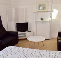 Homy Apartment In Trendy Haberfield - Holiday Byron Bay