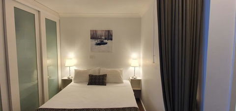 Horizons 208 - Lake Jindabyne Waterfront - Holiday Byron Bay 1