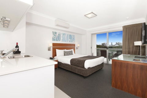 Hotel Chino - Holiday Byron Bay 0