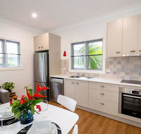 Island Cottages - Holiday Byron Bay