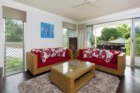 Island Villas & Apartments - Holiday Byron Bay 2