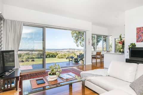 Jali Burugar - Holiday Byron Bay 3