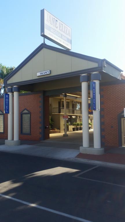 Jane Eliza Motor Inn - Holiday Byron Bay 1