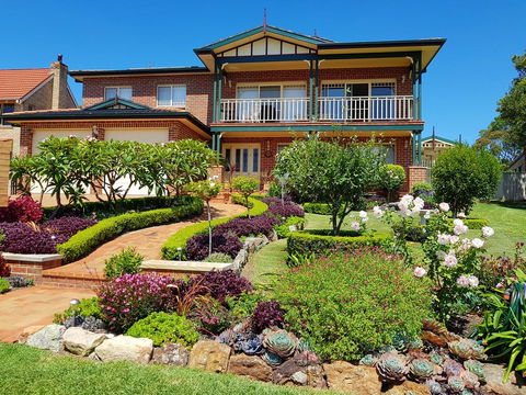 Jervis Bay Blue - Vincentia - Holiday Byron Bay 1