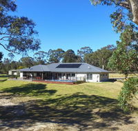 Jervis Bay Country Retreat - Rural family retreat - Holiday Byron Bay