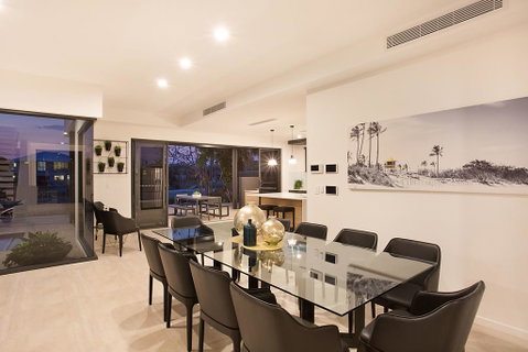 Jewel Of Broadbeach - Holiday Byron Bay 3