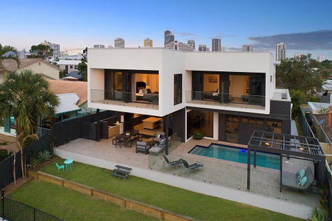 Jewel Of Broadbeach - Holiday Byron Bay 0