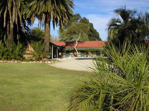 Jolly Swagman Motor Inn Holbrook - Holiday Byron Bay 0