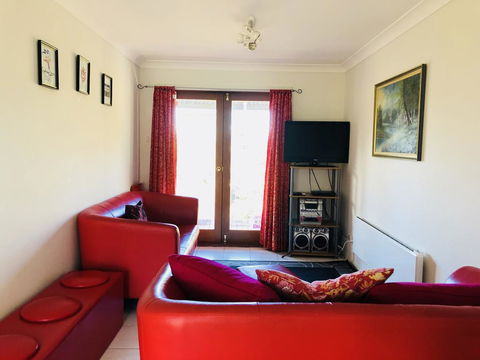 Josefinas - Holiday Byron Bay 1