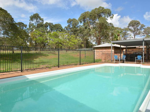 Just Listed Blaxlands Homestead - The Very Best Location In The Valley, Walk To Everything - Holiday Byron Bay 0