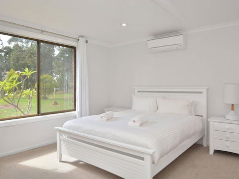 Just Listed Blaxlands Homestead - The Very Best Location In The Valley, Walk To Everything - Holiday Byron Bay 2