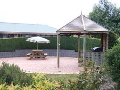 Kentish Hills Retreat - Holiday Byron Bay 1