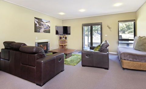 Kickenback Lodge - Holiday Byron Bay 1