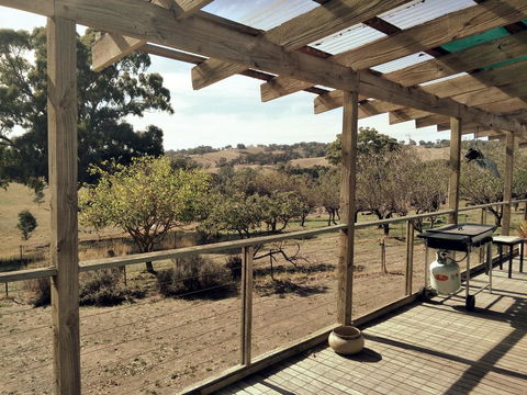 Kinross Metcalfe Farm - Holiday Byron Bay 1