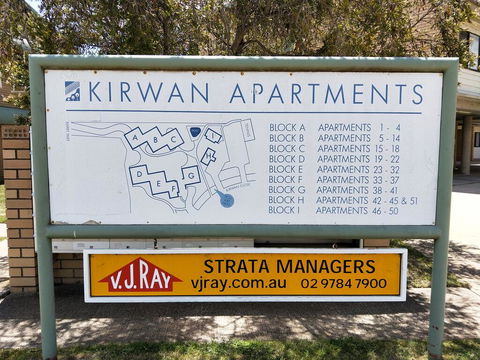 Kirwan 4, 4 Bedroom - Holiday Byron Bay 1