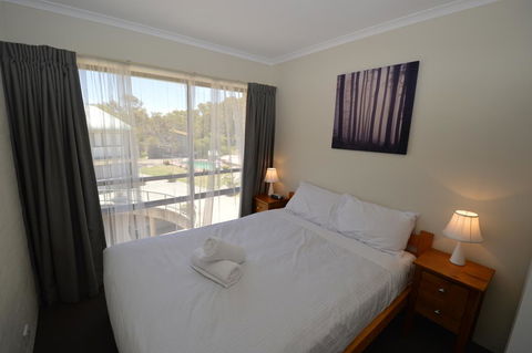 Kirwan 40 - Holiday Byron Bay 3