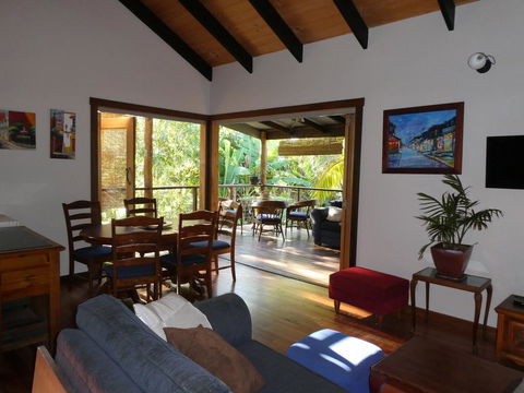 Kookaburra Cottage At Uralba Eco Cottages - Holiday Byron Bay 0