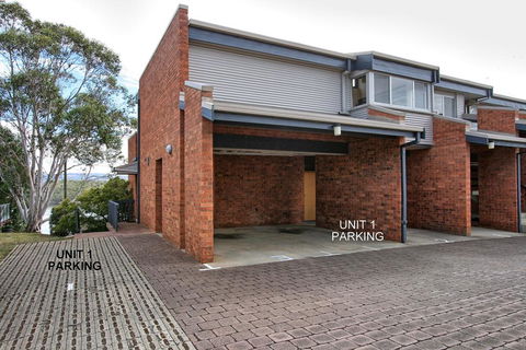 Kooringa 1/8 Townsend Street - Holiday Byron Bay 3