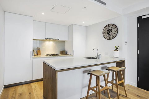KOZYGURU FORTITUDE VALLEY 2 BED DESIGNER APT + FREE PARKING QFV179-803 - Holiday Byron Bay 3