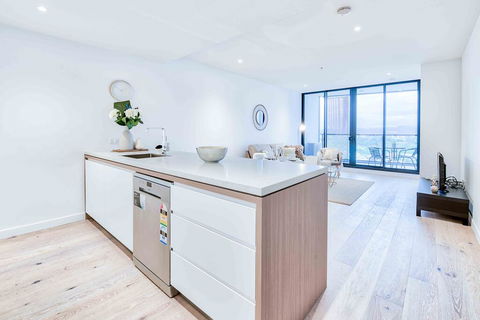 KOZYGURU FORTITUDE VALLEY HIGH LEVEL 2 BED APT + FREE PARKING QFV179-2612 - Holiday Byron Bay 1