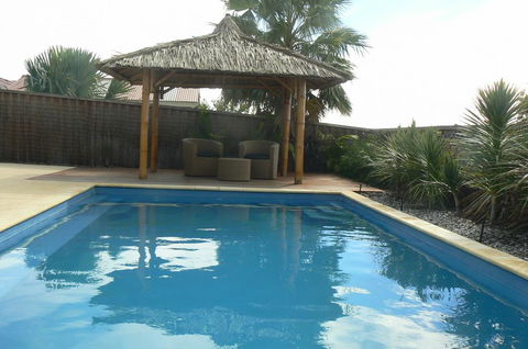 La Mer - Home With A Pool - Holiday Byron Bay 2