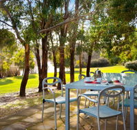 Lake Daylesford Lodge 7 - Holiday Byron Bay
