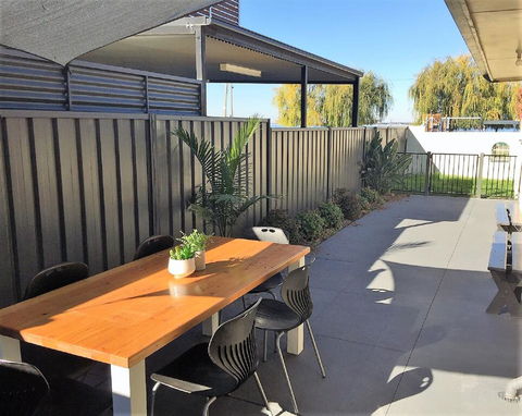 Lake Escape On Pool Avenue - Holiday Byron Bay 2