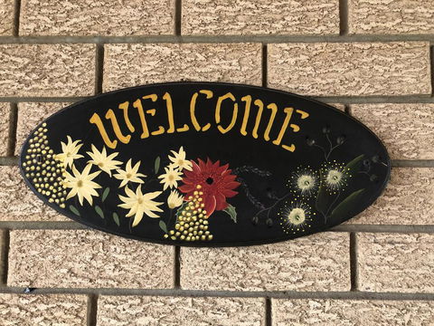 Lake Front Motel - Holiday Byron Bay 1