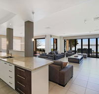 Lake Sunrise - Mulwala - Holiday Byron Bay