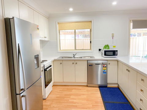 Lakelandia - Holiday Byron Bay 1