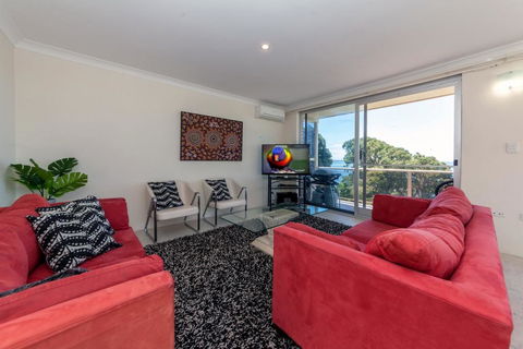 Laman Lodge, Unit 5, 15 Laman Street - Holiday Byron Bay 2
