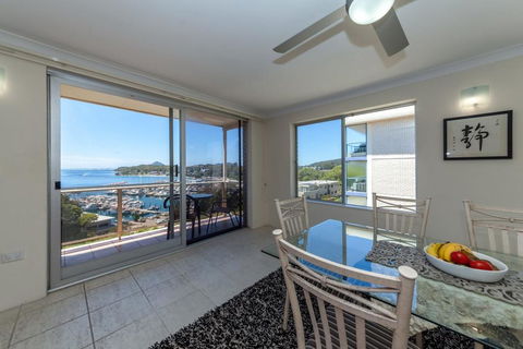 Laman Lodge, Unit 5, 15 Laman Street - Holiday Byron Bay 0