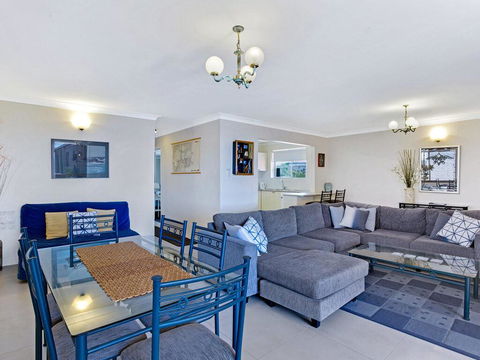 Laman Lodge, Unit 6, 15 Laman Street - Holiday Byron Bay 2