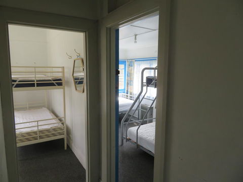 Latrobe Mersey River Cabin And Caravan Park - Holiday Byron Bay 2