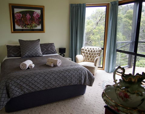 Launceston Wildlife Retreat - Holiday Byron Bay 3