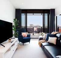 Luxe Apartment Five Minutes From Airport and City - Holiday Byron Bay