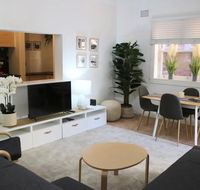 Luxury Double Bay Flat by Harbour Pool - Holiday Byron Bay