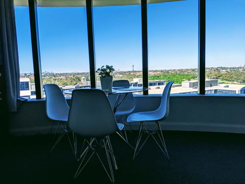 Luxury Level 2-bed 2-bath City View Apt In Olympic Park - Holiday Byron Bay 2
