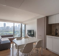Luxury Studio Apartment in Potts Point - Holiday Byron Bay