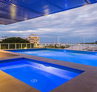 Luxury Waterfront Escape On The Harbour 315 - Holiday Byron Bay