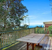 Mac's Surf Style - 12 Ocean Drive - Holiday Byron Bay